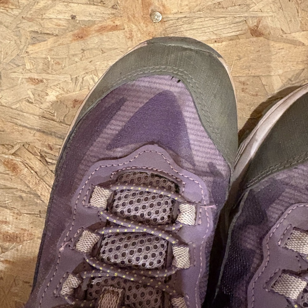 Merrell Girls Waterproof Hiking Boots Trail Shoes Purple Big Kids Size 3.5 - Picture 3 of 11